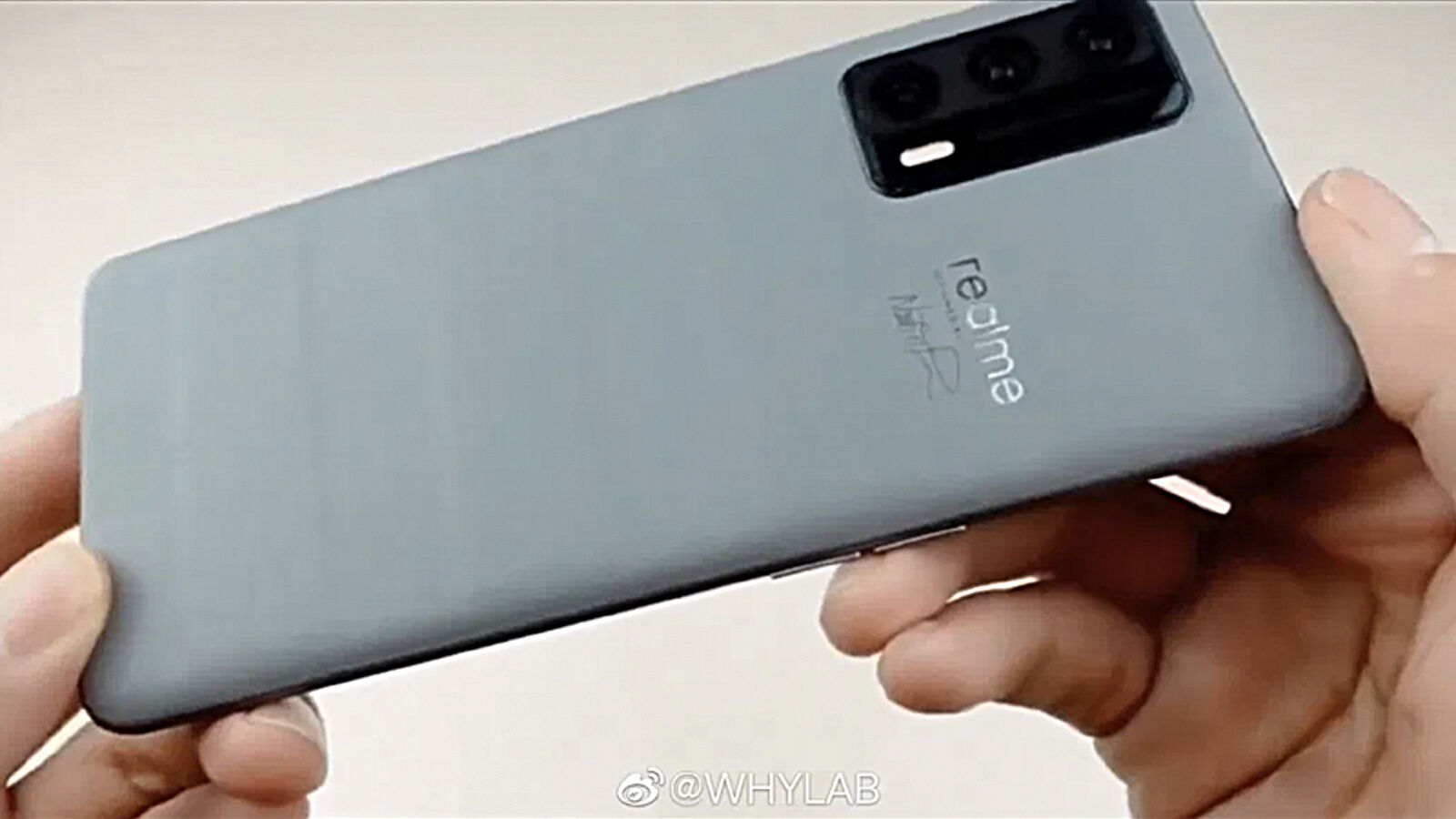 Realme X9 Pro Master Edition leak back close Source WhyLab Weibo