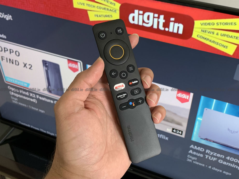 El Realme TV viene con un control remoto elegante y fácil de usar.
