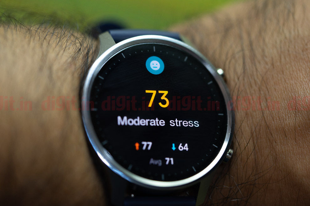 Mi Watch Revolve utiliza algoritmos FirstBeat Motion para medir con precisión los niveles de energía de su cuerpo y también el estrés