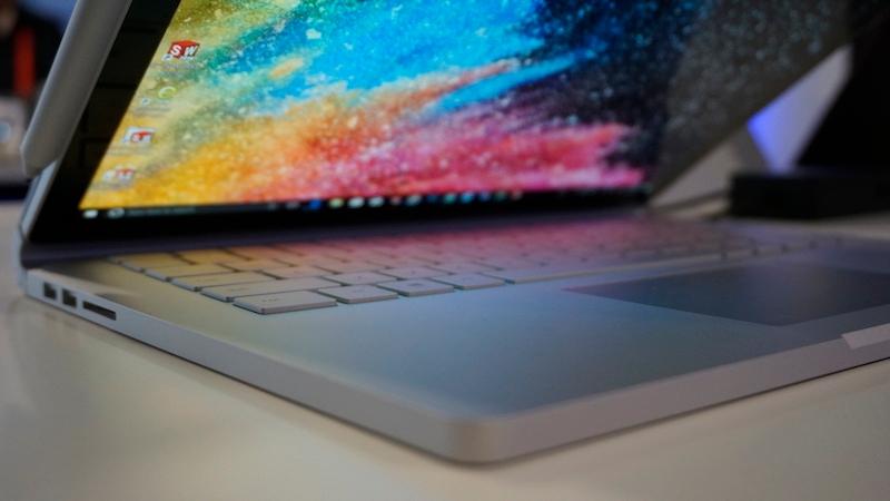 Microsoft Surface Book 2 13.5in