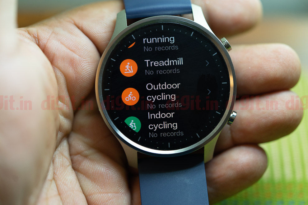 Mi Watch Revolve puede rastrear diez actividades deportivas profesionales