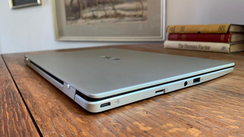 Revisión del Chromebook Asus C423n: puertos