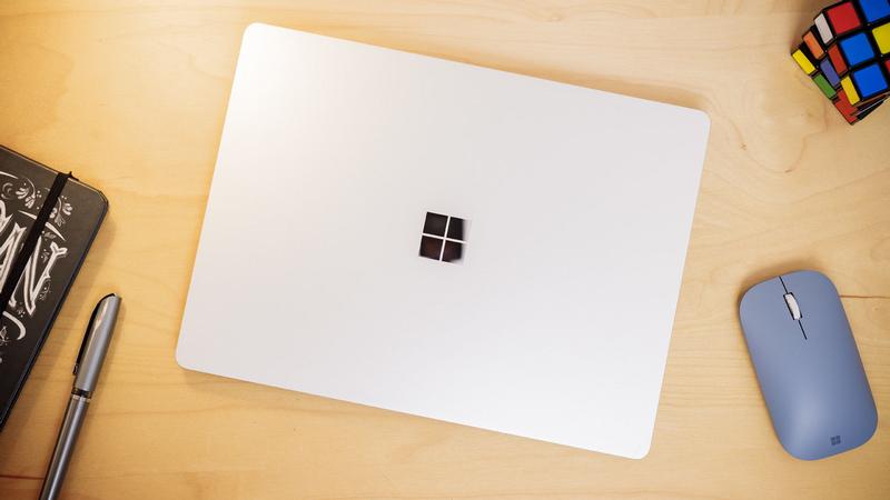 Microsoft Surface Laptop Go