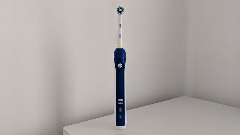 Oral-B Pro 2 2000