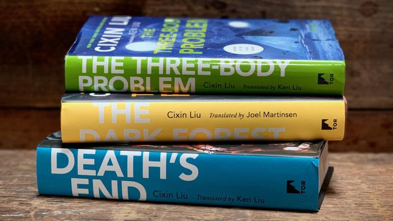 Equipo y noticias de la fecha de lanzamiento de Three Body Problem: Libros