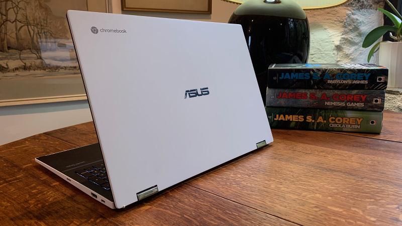 Asus Flip CX5 Chromebook review: Back panel