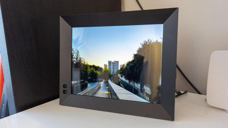 Nixplay Smart Photo Frame