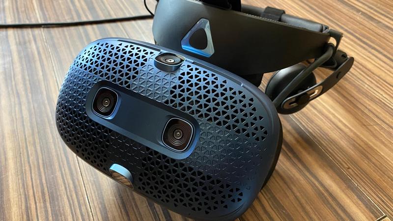 HTC Vive Cosmos