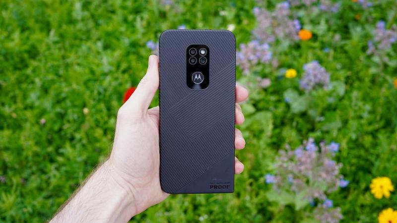 Motorola Defy