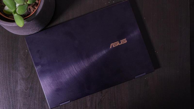 Asus ZenBook Flip S UX371