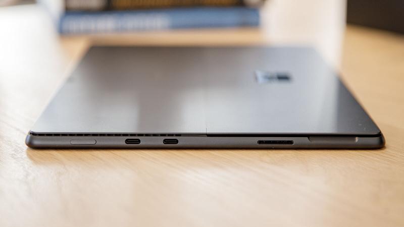 Superficie Pro 8