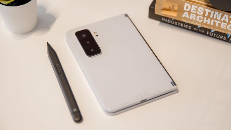 Surface Duo 2