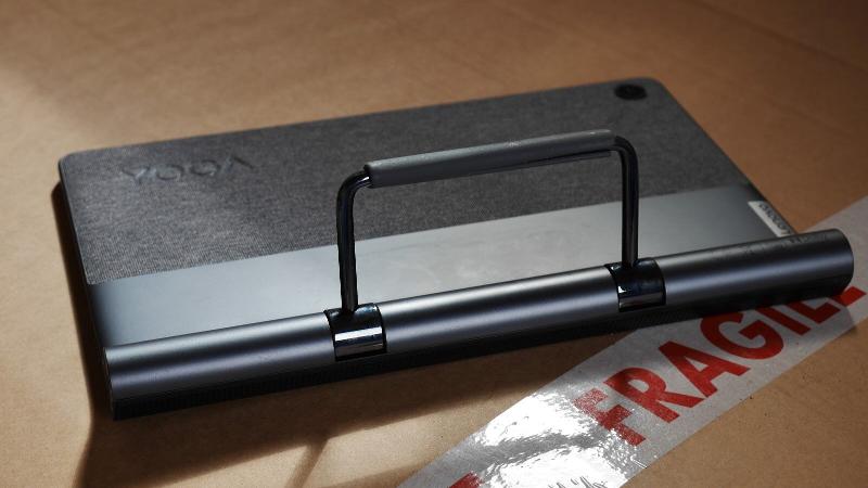 Lenovo Yoga Tab 11 kick stand