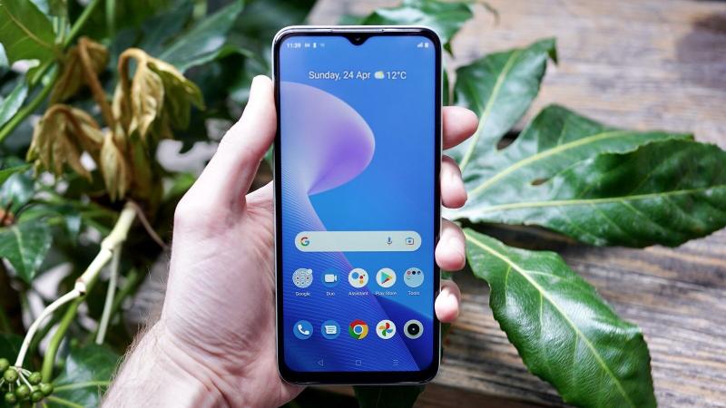 Realme C35 diseño