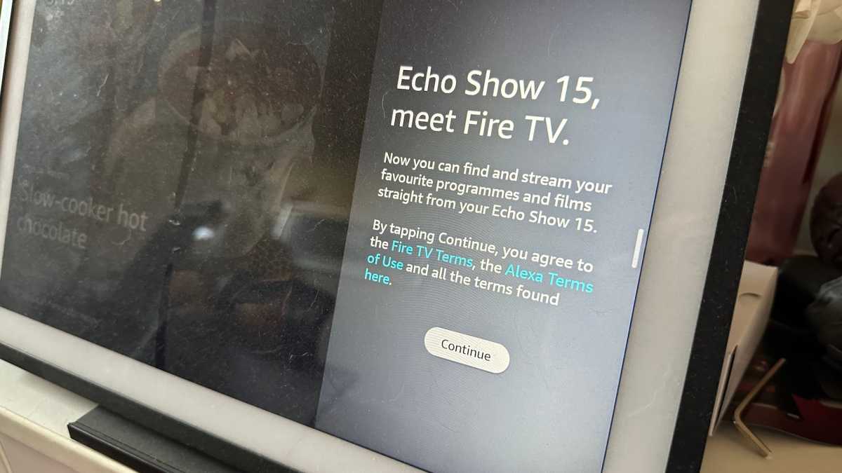Actualización de Fire TV en Echo Show 15