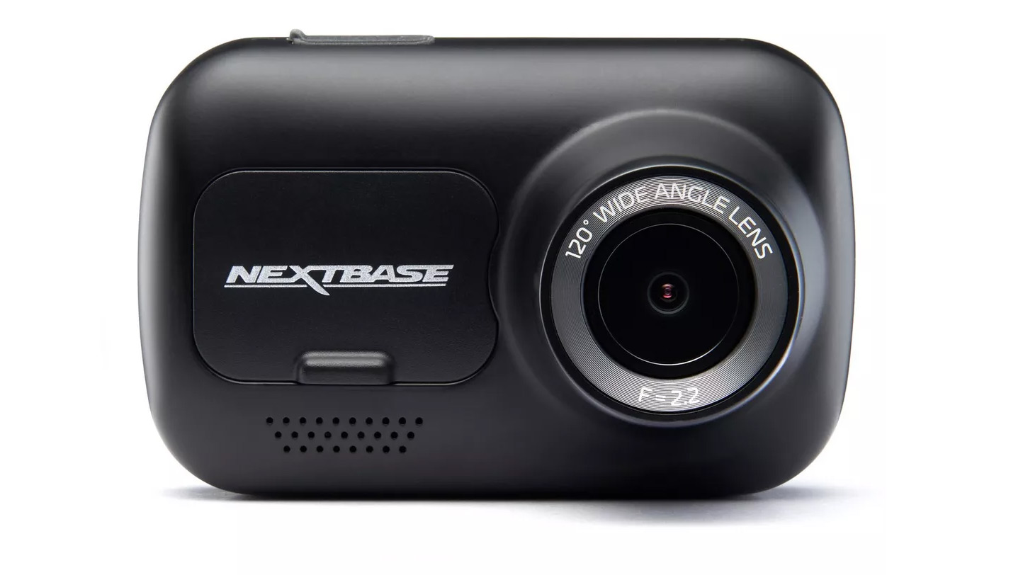 Nextbase 122: la mejor cámara de tablero económica