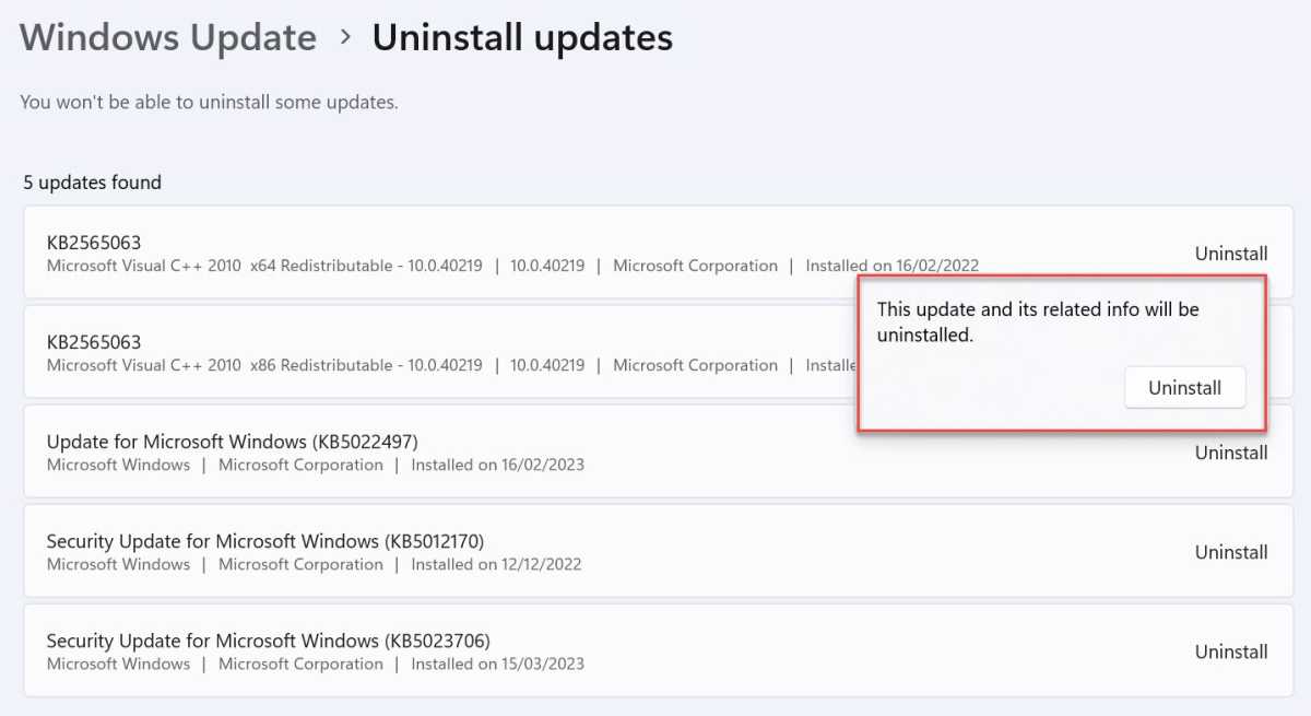Configuración de actualizaciones de desinstalación de Windows 11 con confirmación resaltada
