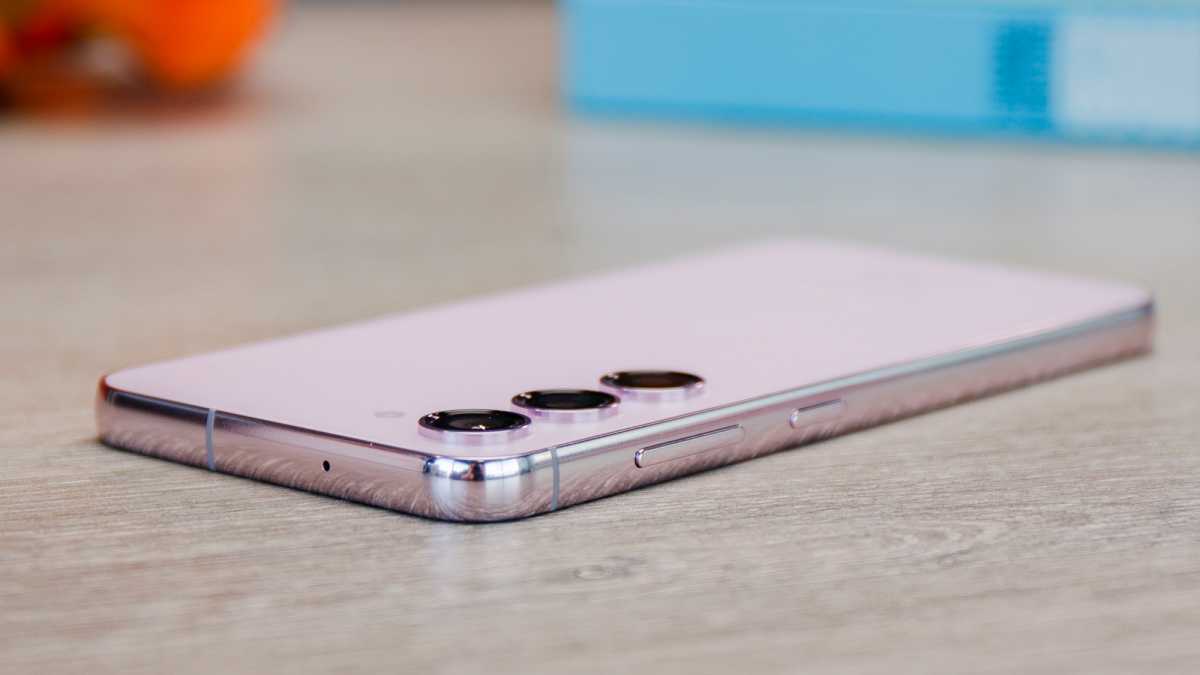 Samsung Galaxy S23_arriba