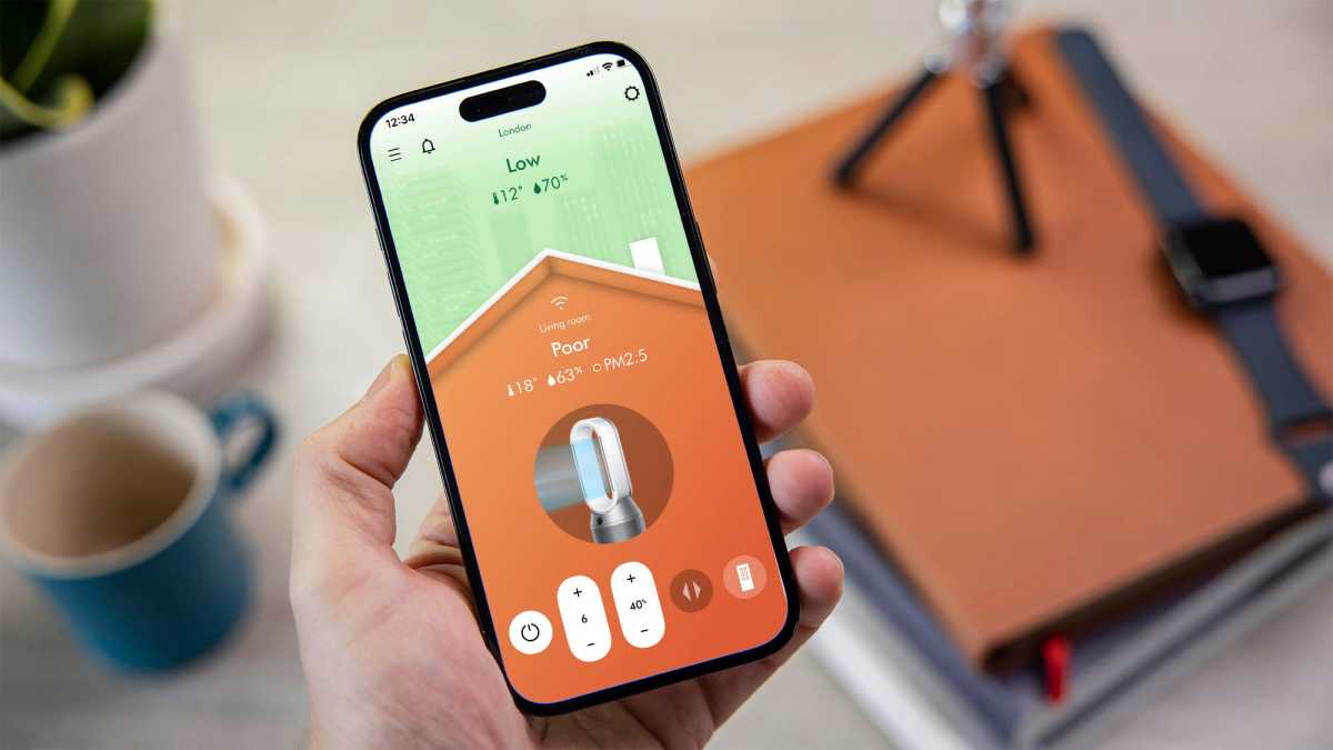 My Dyson app on an iPhone, showing air quality monitor