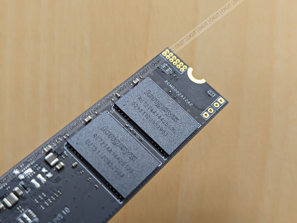 Chips Lexar NM760 NVMe SSD NAND