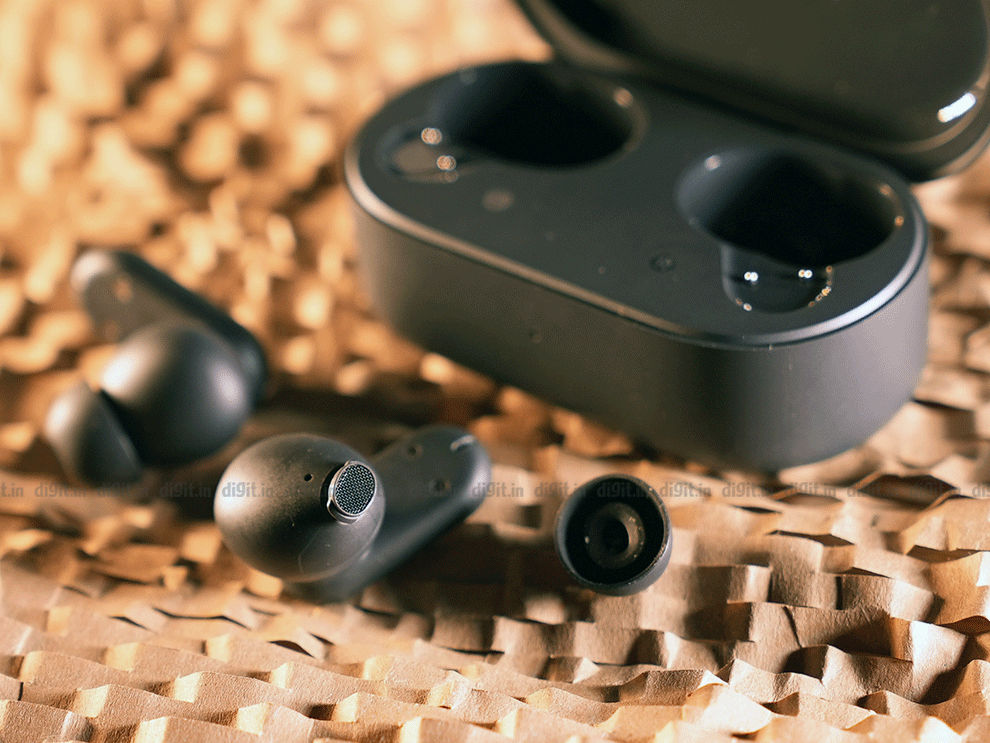 Revisión de OnePlus Nord Buds 2r: construcción, diseño y ajuste
