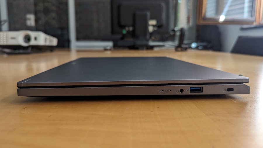 Acer Aspire 5 A515 Ansicht von rechts