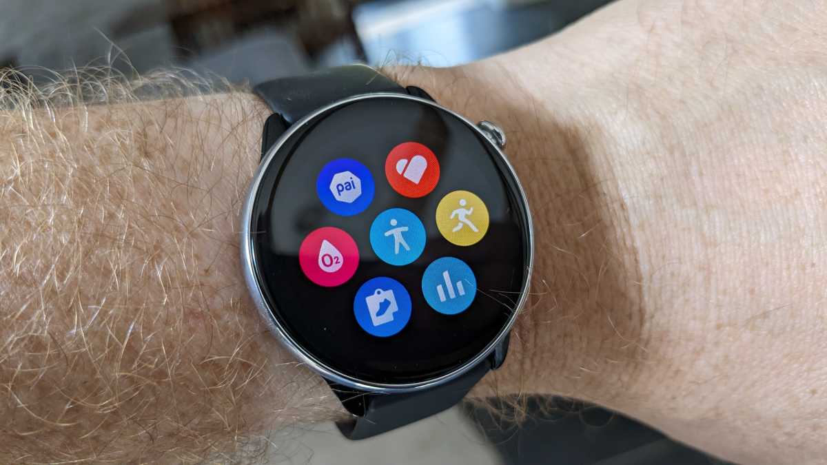 Software menu on Amazfit GTR Mini