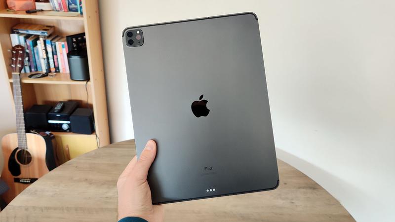 Apple iPad Pro 11 (2020) - Fair condition