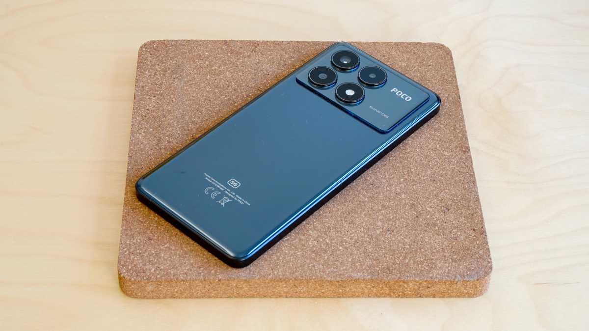 Poco X6 Pro back angle