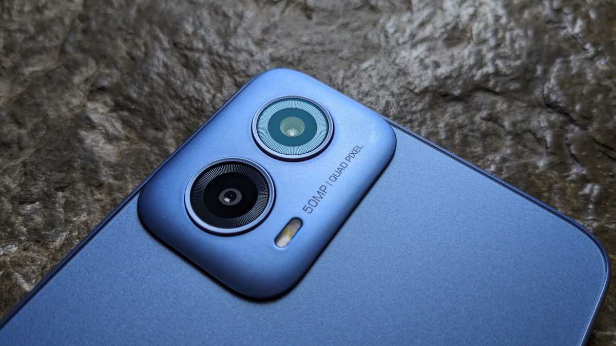 Cameras on the Moto G34 5G