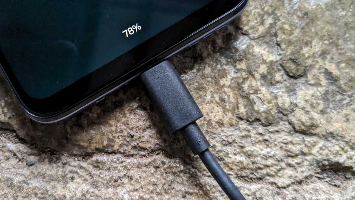 Cargar un Moto G34 5G