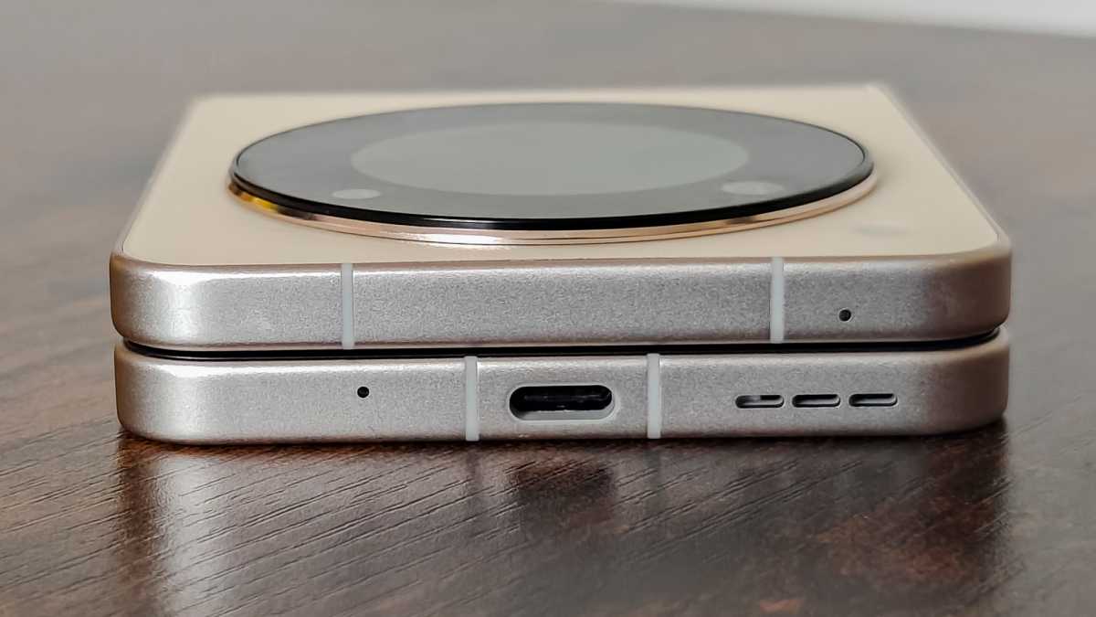 Nubia Flip 5G - folded, USB-c port