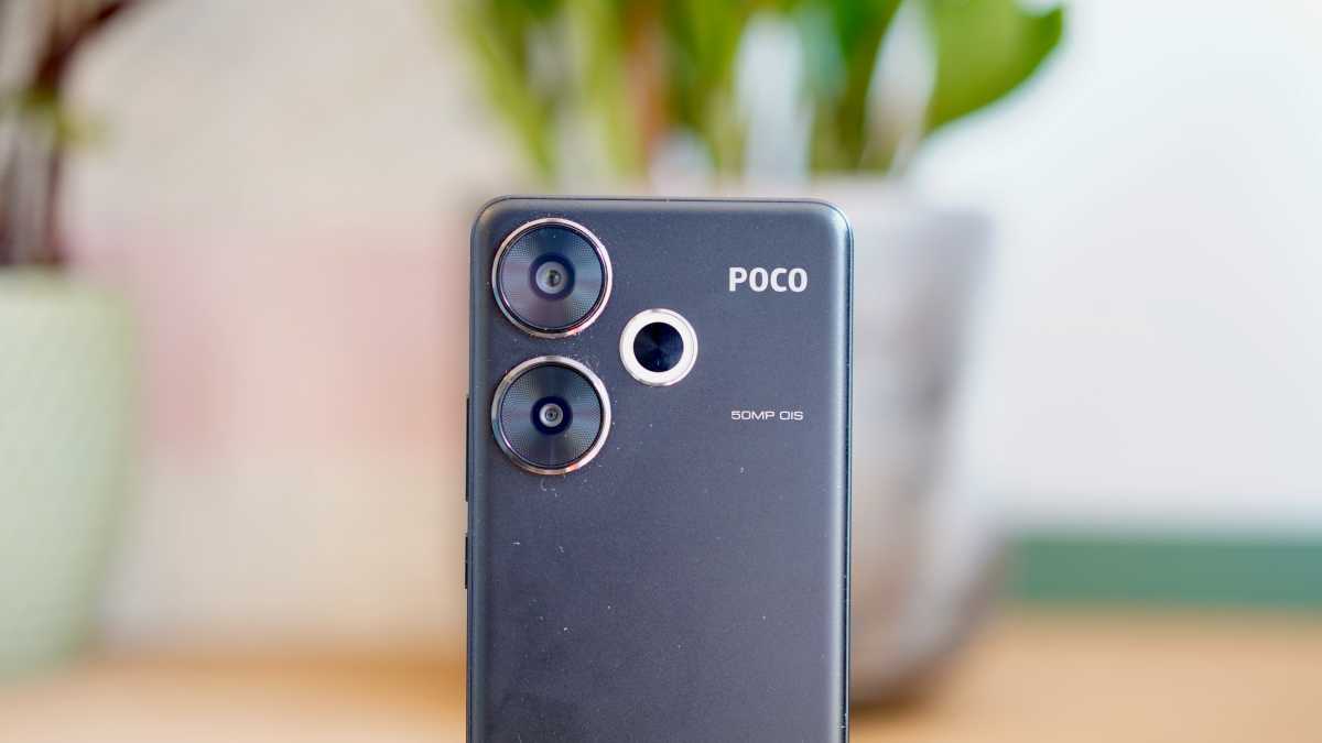 Cámara Poco F6