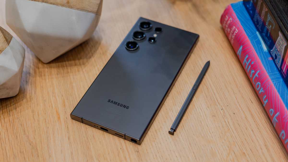 Galaxy S24 Ultra_con S Pen