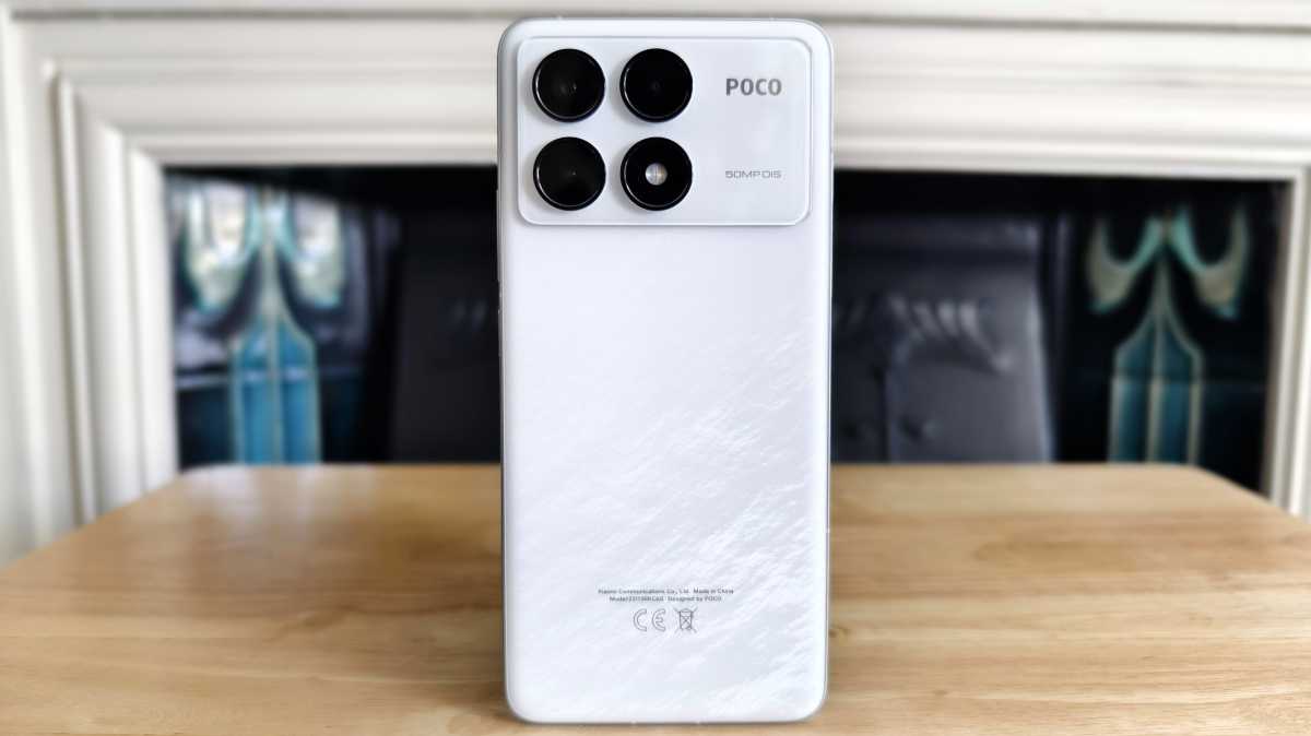 Poco F6 Pro atrás