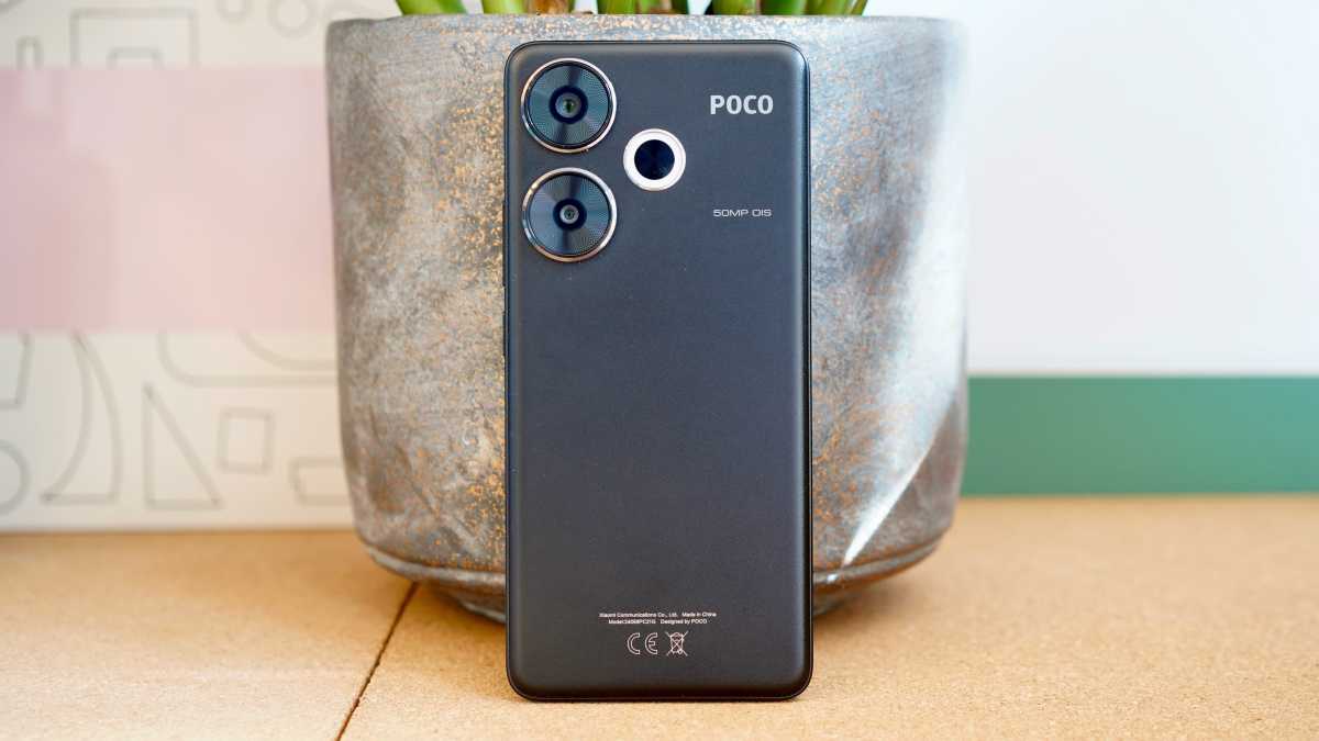 Poco F6 atrás